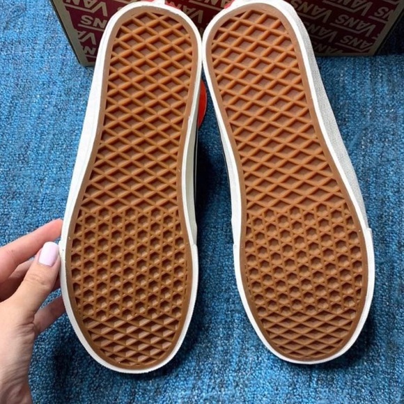 NEW Vans Sk8-Hi 138 Decon Sf Resin Swirl Sneakers size 9.5 women’s - Picture 6 of 8